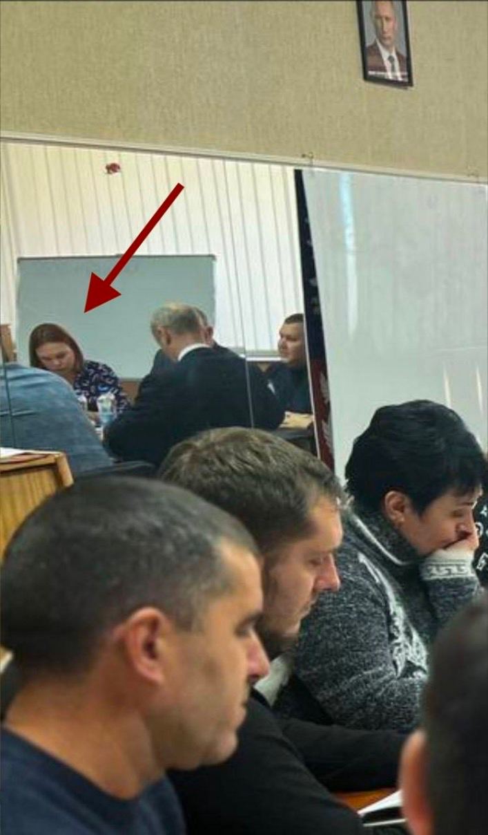 Коммунарский суд города Запорожье вынес приговор одному из ссучившихся полицейских Мелитополя. 4